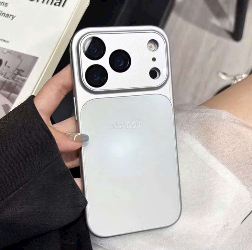Ốp lưng Apple iPhone 15 Pro Max Bạc. Mua bán Phụ kiện (Màn hình, Chuột...) tại Thành phố Vĩnh Long Vĩnh Long được đăng bởi ST STORE chuyên sỉ hình 1