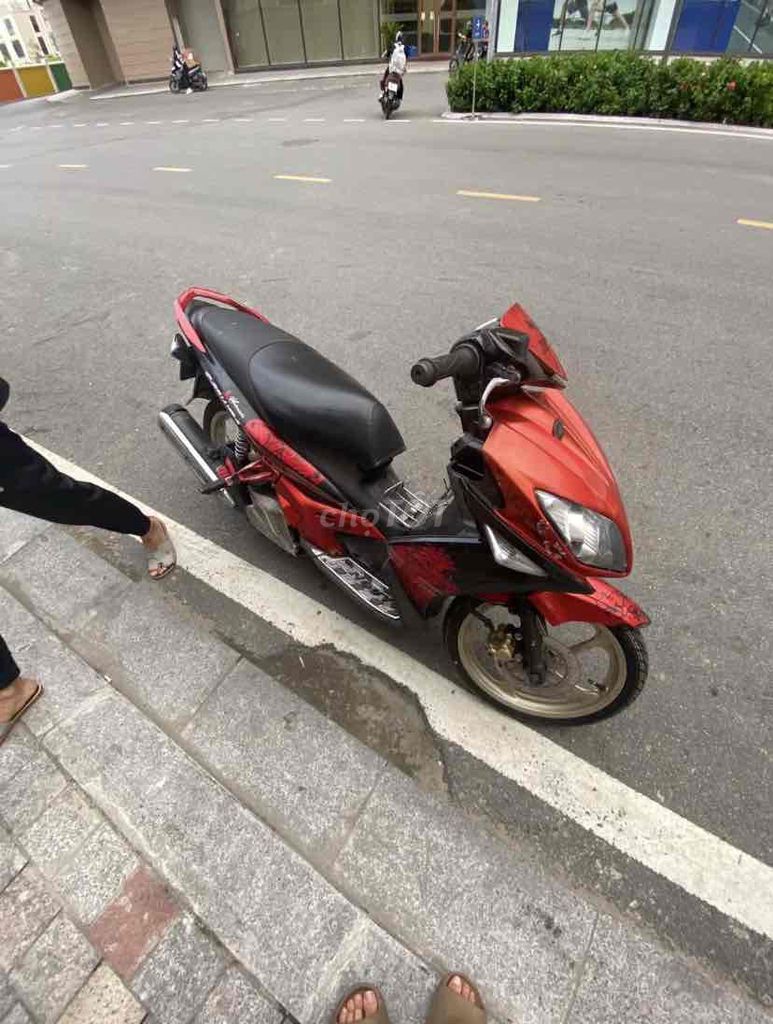 Yamaha Nouvo 135 màu Đỏ