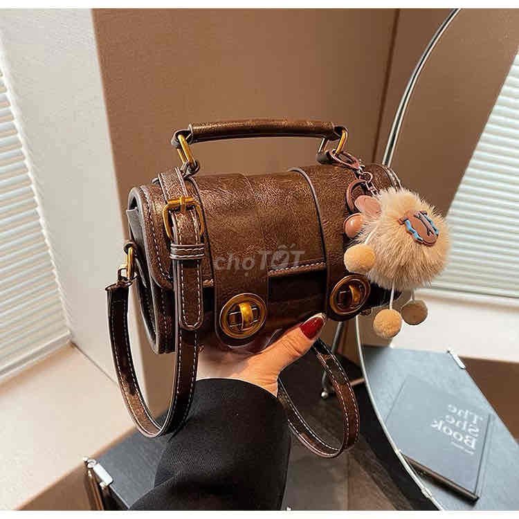 Túi đeo chéo, túi da đeo chéo cặp da đựng iPad Lap. Mua bán Túi xách tại Quận Thanh Khê Đà Nẵng được đăng bởi Bi Nguyễn  hình 1