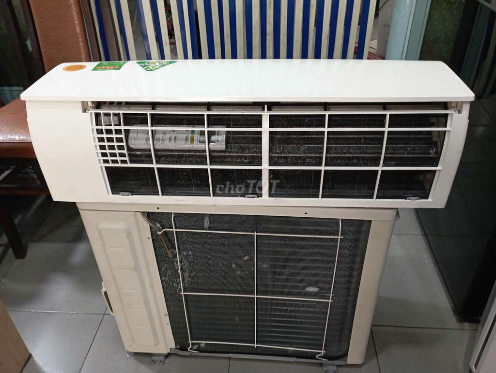 Máy lạnh Daikin 1hp Inverter đẹp mới 90% nhẹ điện