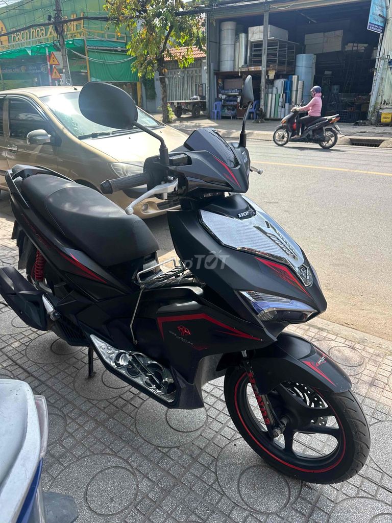 Honda Air Blade 2019 Siêu nhân Đen ( có bán góp). Mua bán Xe máy tại Thành phố Thuận An Bình Dương được đăng bởi xe máy phước thịnh hình 3