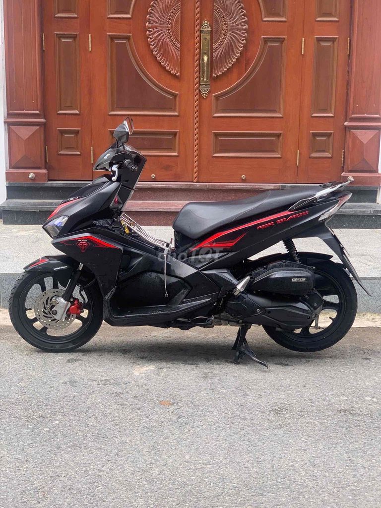 Honda AirBlade 2017, черный