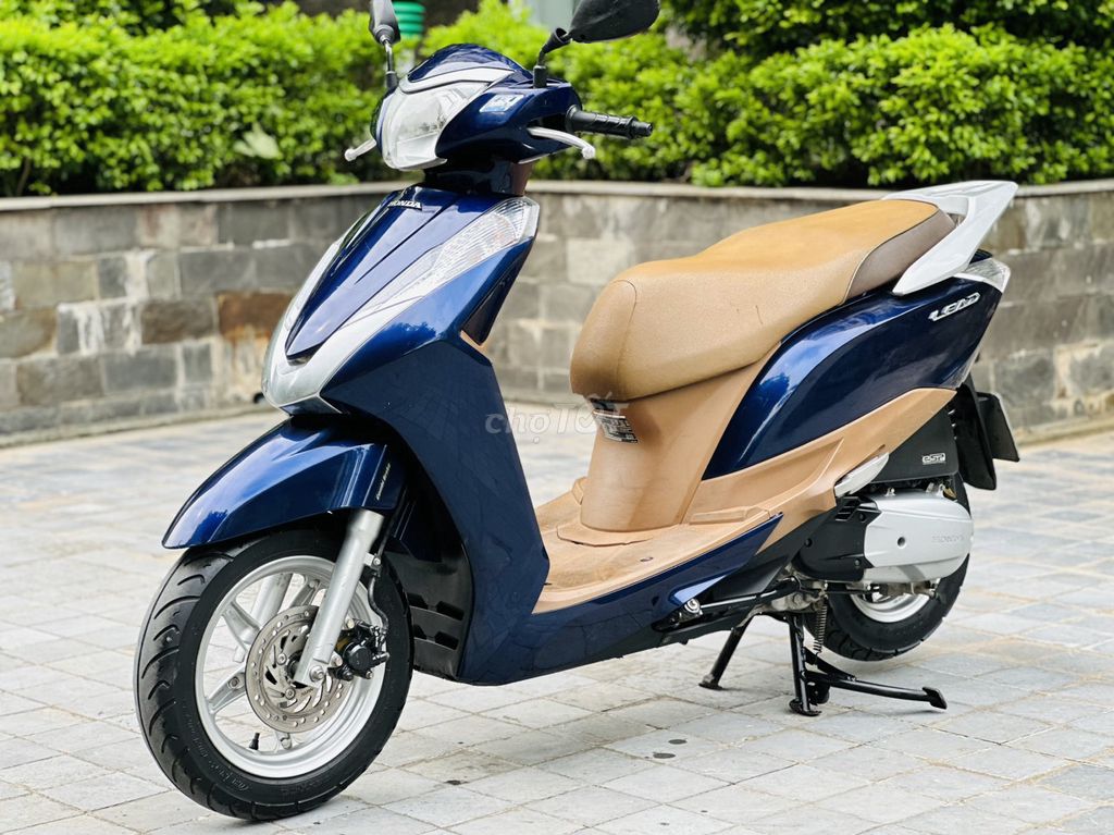 HONDA LEAD 125 FI XANH NÂU CHỦ VIẾT GIẤY BÁN 2018. Mua bán Xe máy tại Quận Nam Từ Liêm Hà Nội được đăng bởi THANH BÌNH hình 1