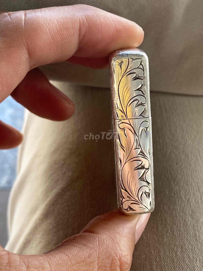 zippo bạc khối