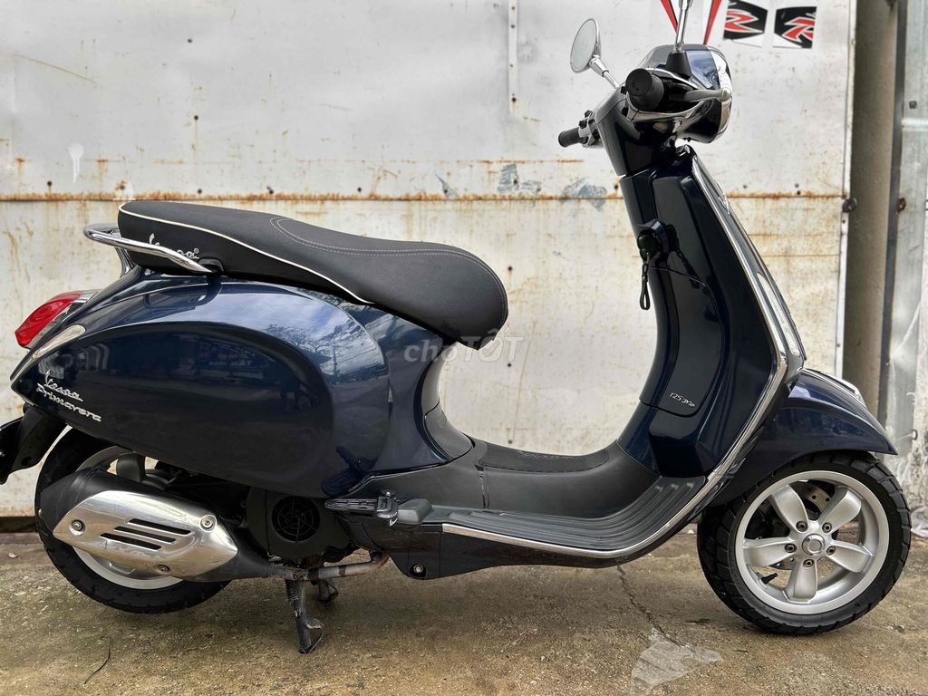 Piaggio Vespa Primavera 3Vie Xanh đậm. Mua bán Xe máy tại Thành phố Qui Nhơn Bình Định được đăng bởi bách hình 3