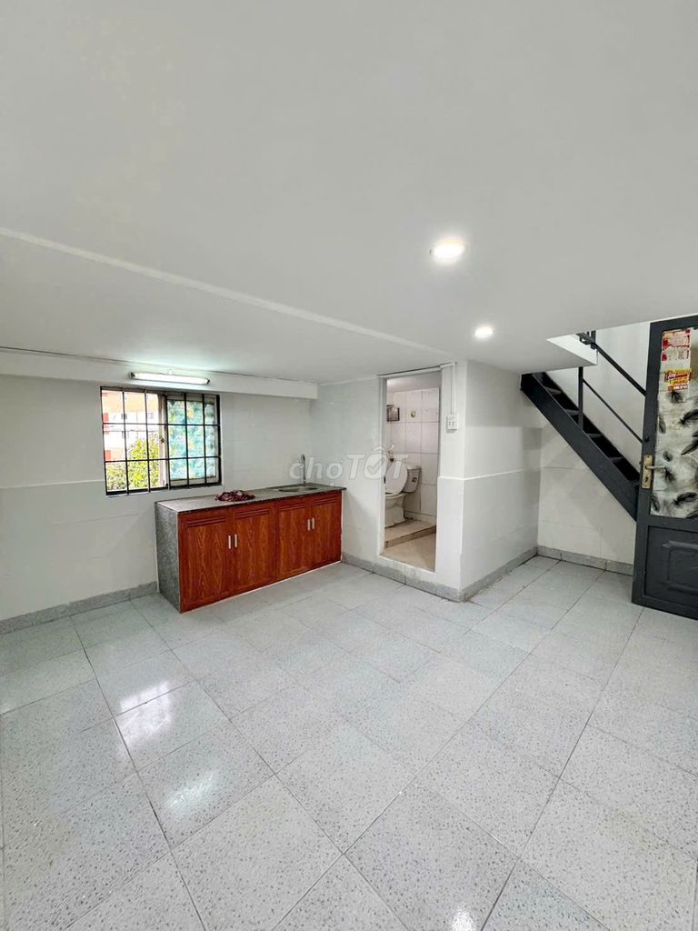 Căn hộ Becamex Mỹ Phước 1, lầu 4 giá 235 triệu