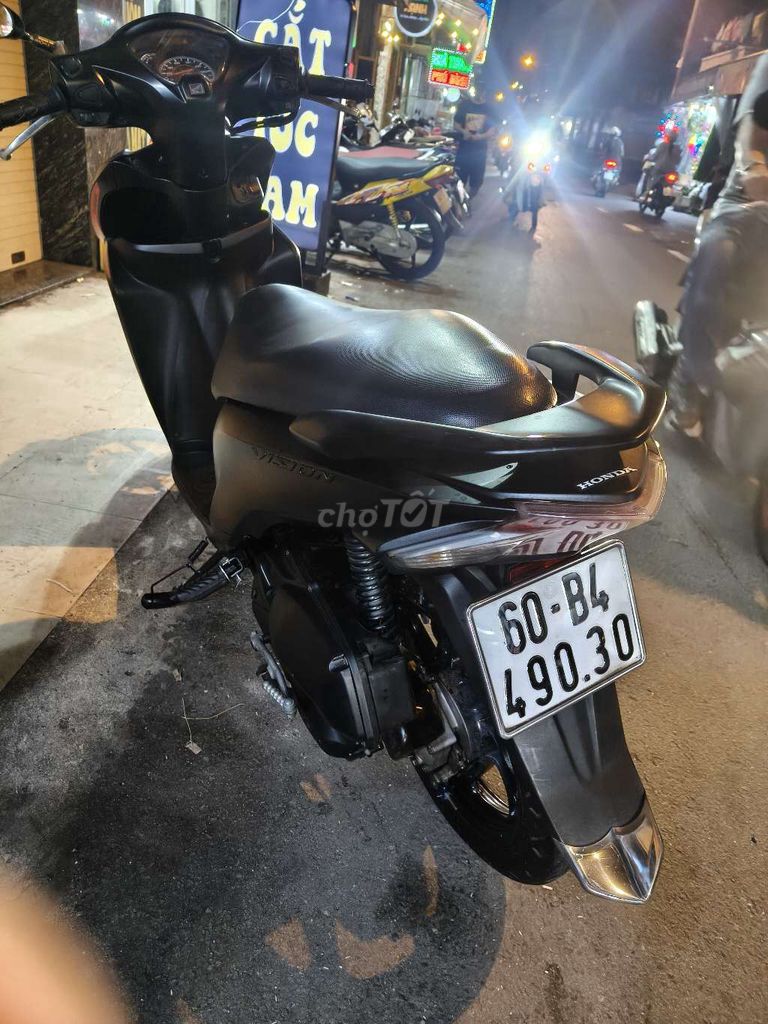 Xe vision 2015. Mua bán Xe máy tại Quận 11 Tp Hồ Chí Minh được đăng bởi Cửa Hàng Bảo Trâm hình 5