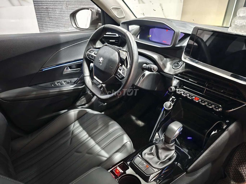 2022 GT Line 1.2 AT - 13000 km. Mua bán Ô tô tại Quận Thanh Khê Đà Nẵng được đăng bởi Hoàng Vinh hình 5