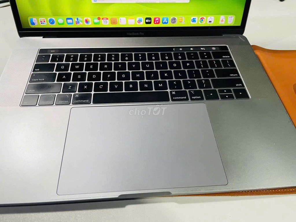 Apple MacBook Pro 2019 15 inch 16GB/512GB. Mua bán Laptop tại Quận Cẩm Lệ Đà Nẵng được đăng bởi Anh Hoàng hình 1
