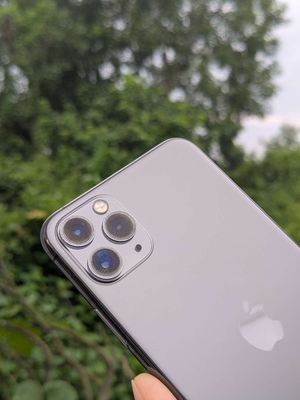 Apple iPhone 11 Pro Max Xám. Mua bán Điện thoại tại Thành phố Trà Vinh Trà Vinh được đăng bởi NguyenK