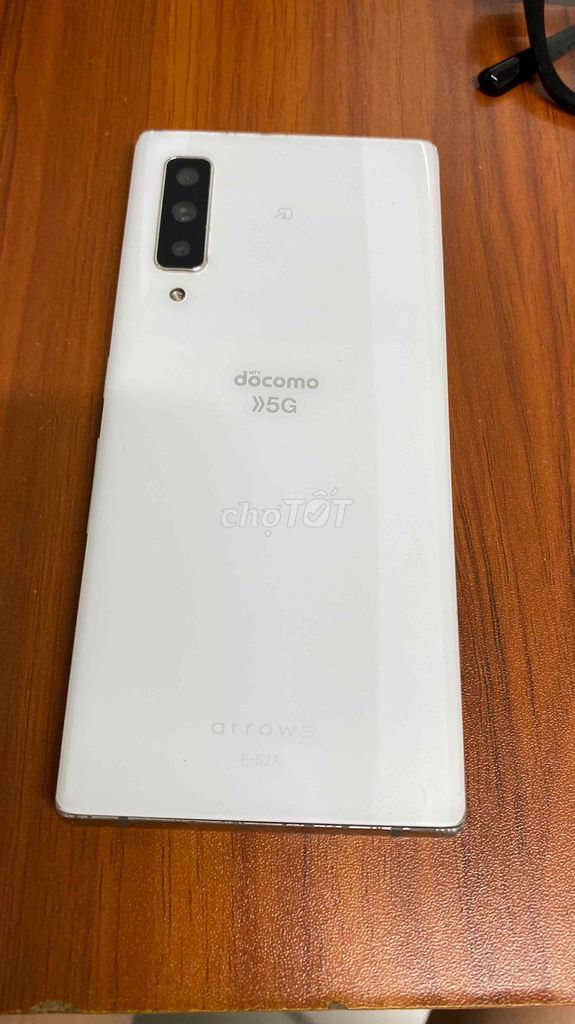 Fujitsu F-52A Trắng Hỏng màn hình. Mua bán Điện thoại tại Huyện Tam Bình Vĩnh Long được đăng bởi con zun hình 1