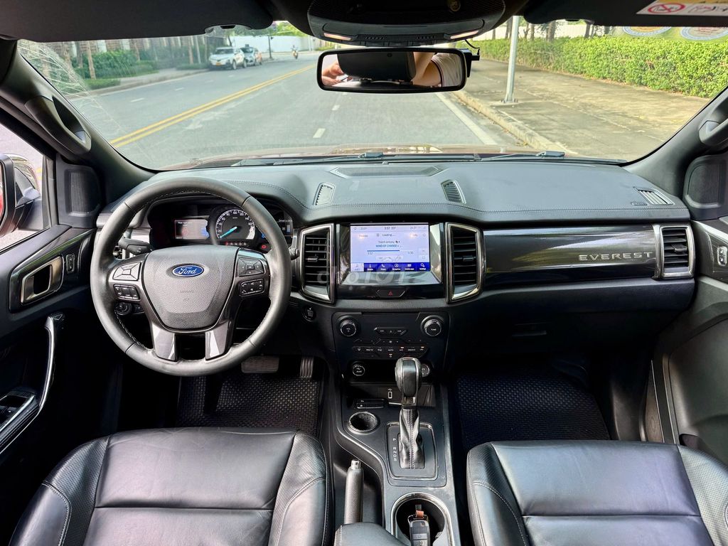 Ford Everest 2020 Titanium 2.0L 4x2 AT - 80000 km. Mua bán Ô tô tại Quận Cầu Giấy Hà Nội được đăng bởi Hùng Eco Auto hình 16