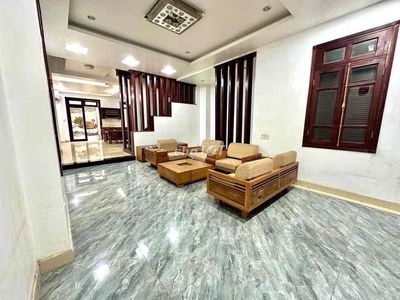 Аренда · 4 комн. · 150 м² · Quận Gò Vấp, ул. Đường Dương Quảng Hàm