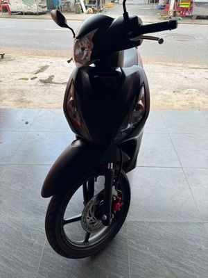 Xe mới mua cần bán cho người sử dụng. Mua bán Xe máy tại Huyện Hóc Môn Tp Hồ Chí Minh được đăng bởi Minh 