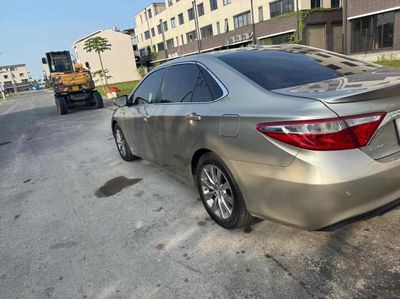 Toyota Camry 2015 SE 2.5 AT - 60000 km. Mua bán Ô tô tại Quận Ninh Kiều Cần Thơ được đăng bởi Quang hình 1