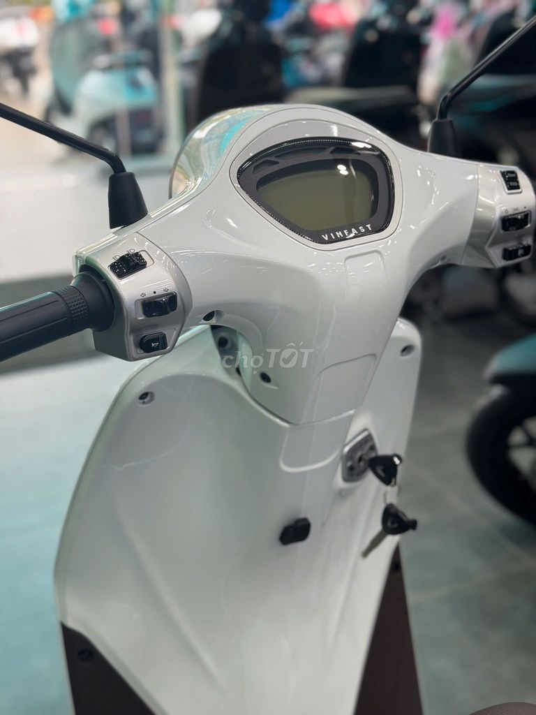 VINFAST EVO NEO_ƯU ĐÃI GIẢM 12% GIÁ XE + QUÀ TẶNG. Mua bán Xe máy tại Thành phố Thủ Đức Tp Hồ Chí Minh được đăng bởi VinFast Official Store hình 4