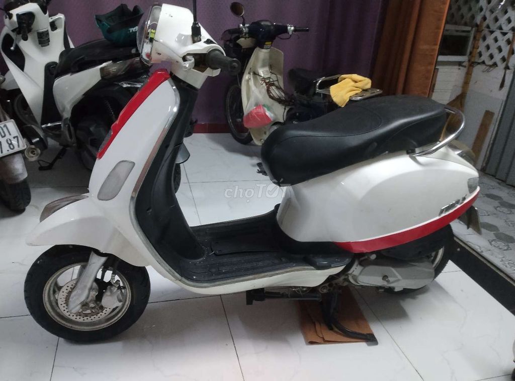 Vespa 50 cc đời 2020 màu trắng. Mua bán Xe máy tại Quận 10 Tp Hồ Chí Minh được đăng bởi Chi hình 3