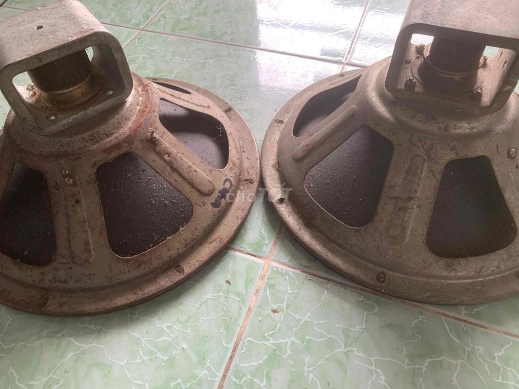 Loa toàn dải cổ bass 30. Mua bán Tivi, Âm thanh tại Thành phố Bến Tre Bến Tre được đăng bởi trần Anh hình 1