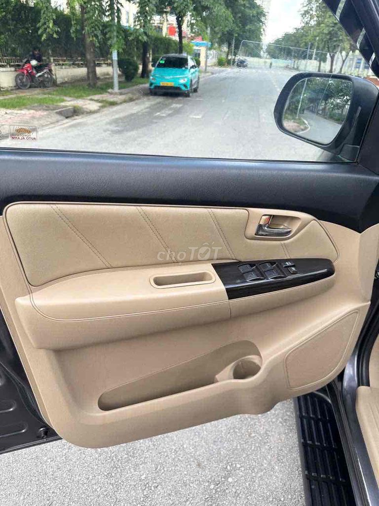 Toyota Fortuner 2015 2.7V 4x2 - 86000 km. Mua bán Ô tô tại Huyện Hóc Môn Tp Hồ Chí Minh được đăng bởi Toàn Huyện Hóc Môn hình 5