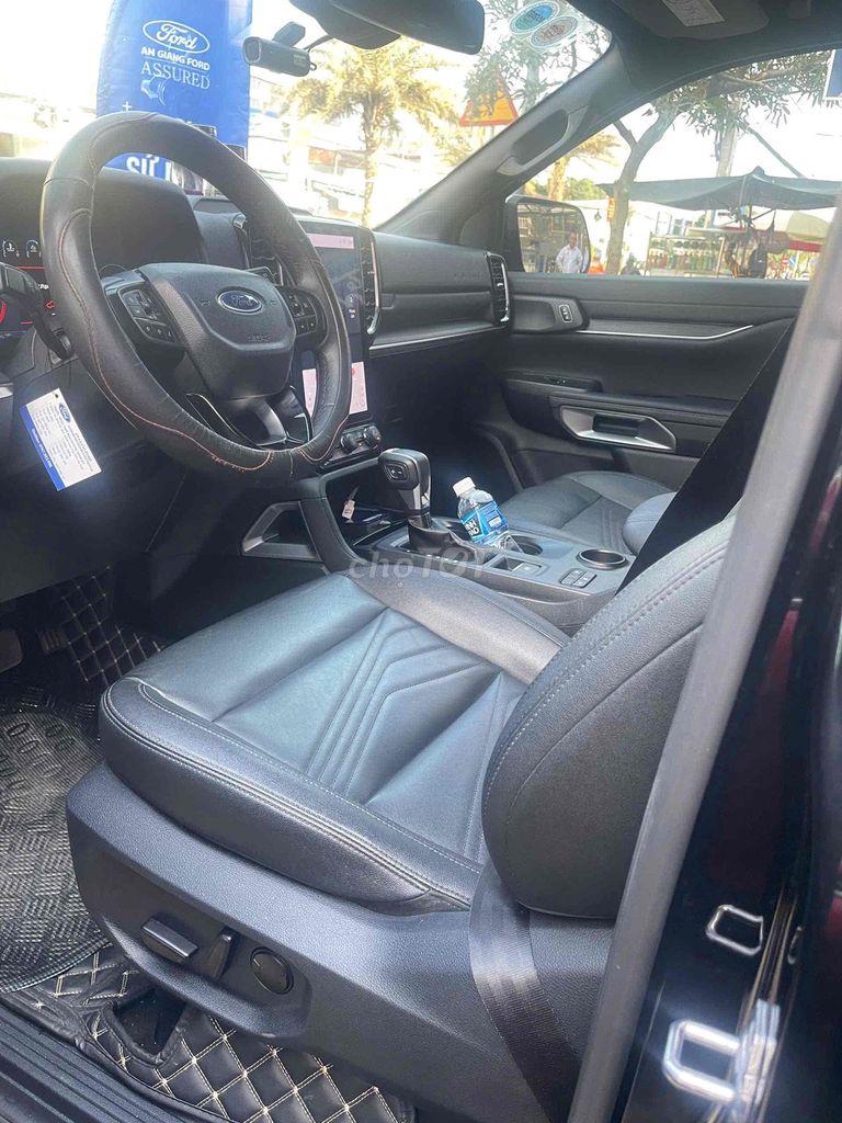 Ford Everest 2024 Titanium 2.0L 4x2 Siêu Cọp. Mua bán Ô tô tại Quận Bình Tân Tp Hồ Chí Minh được đăng bởi Lê Tuyền Ford  hình 3