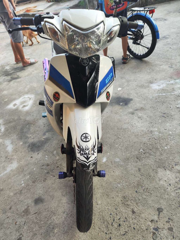 sirius 2010 белый 110cc красивый новый с множеством игрушек