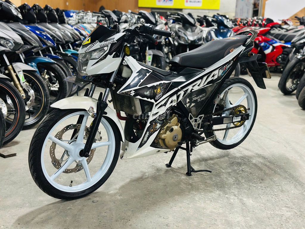 XE MÁYTHANHTÙNG_SATRIA 150 TRẮNG ĐỘ BIỂN ĐẸP 26868. Mua bán Xe máy tại Quận Nam Từ Liêm Hà Nội được đăng bởi THANH TÙNG hình 6