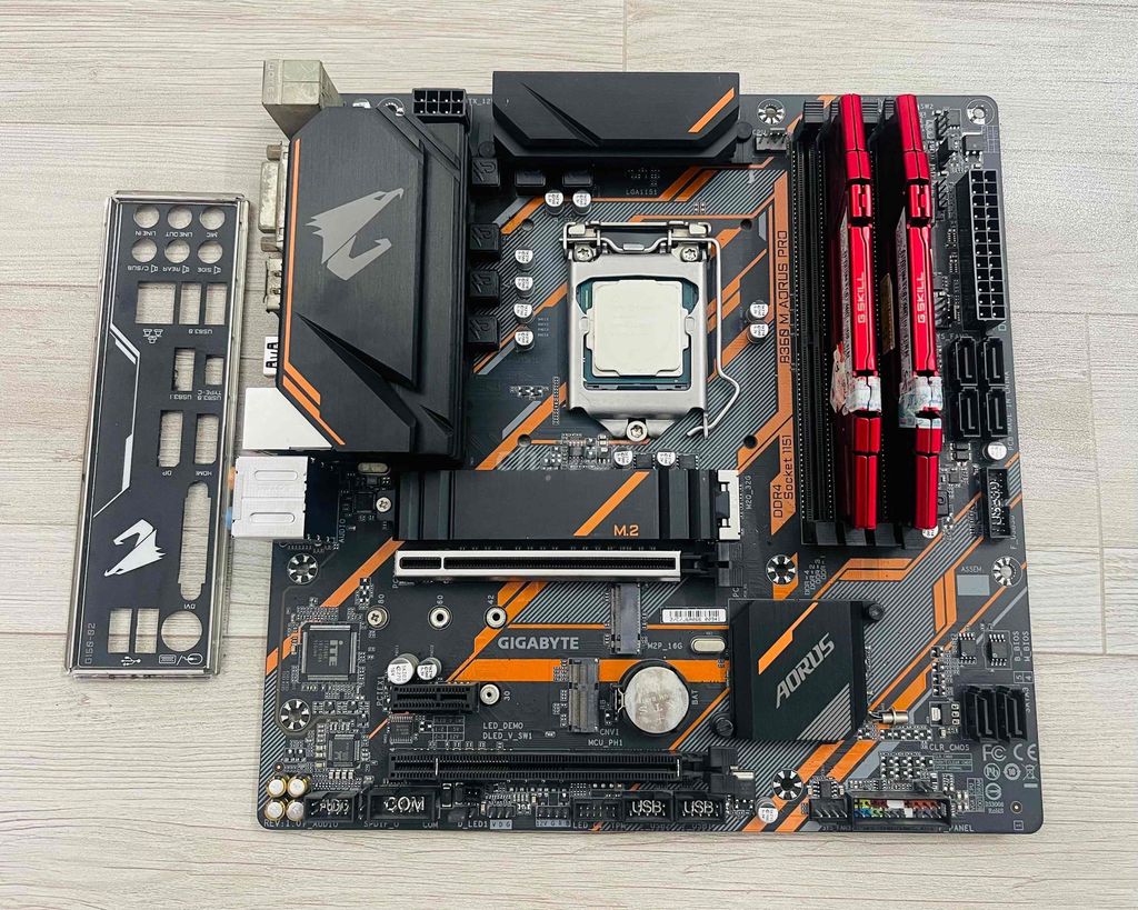 Main B360m Aorus Pro, i5 9400f, Ram Gkill 8G/2800