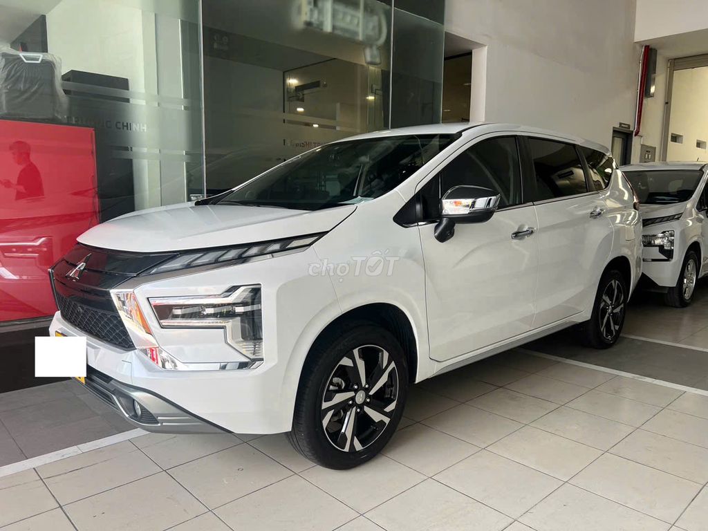 Mitsubishi Xpander 2023 AT Premium - 20000 km