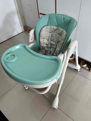 Ghế ăn dặm Chilux grow V. Mua bán Mẹ và bé tại Thành phố Thủ Đức Tp Hồ Chí Minh được đăng bởi Ngọc Thi