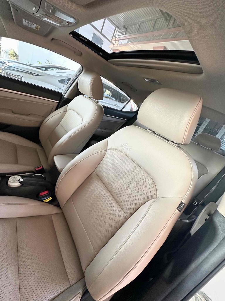 Elantra 2022 2.0 AT - 10000Km Siêu Mới. Mua bán Ô tô tại Huyện Bắc Tân Uyên Bình Dương được đăng bởi Ô Tô Quân Bồ Bình Dương hình 11