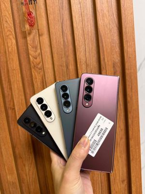Fold 4 VN đủ màu. Mua bán Điện thoại tại Quận Cầu Giấy Hà Nội được đăng bởi Trần Văn Đoàn