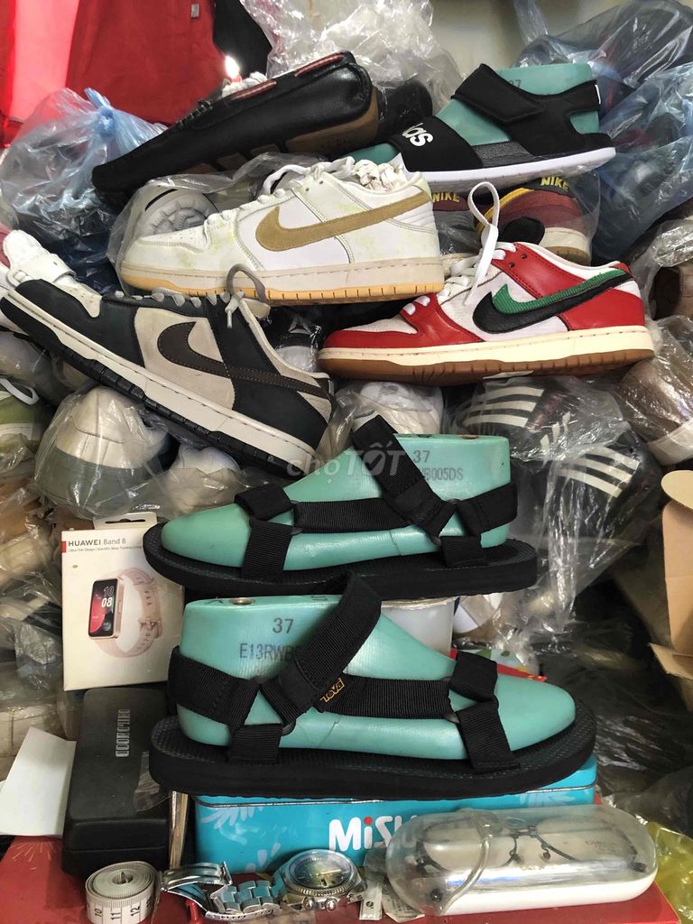 Sandal Teva Nam size 41-42 Đen. Mua bán Giày dép tại Huyện An Dương Hải Phòng được đăng bởi Tu Tang Quang hình 1