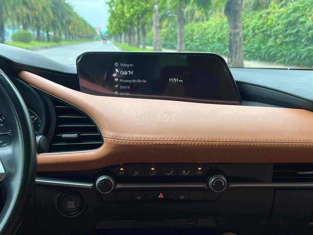 Mazda 3 2020 1.5L Deluxe - 64000 km. Mua bán Ô tô tại Quận Long Biên Hà Nội được đăng bởi Trang Gala hình 10