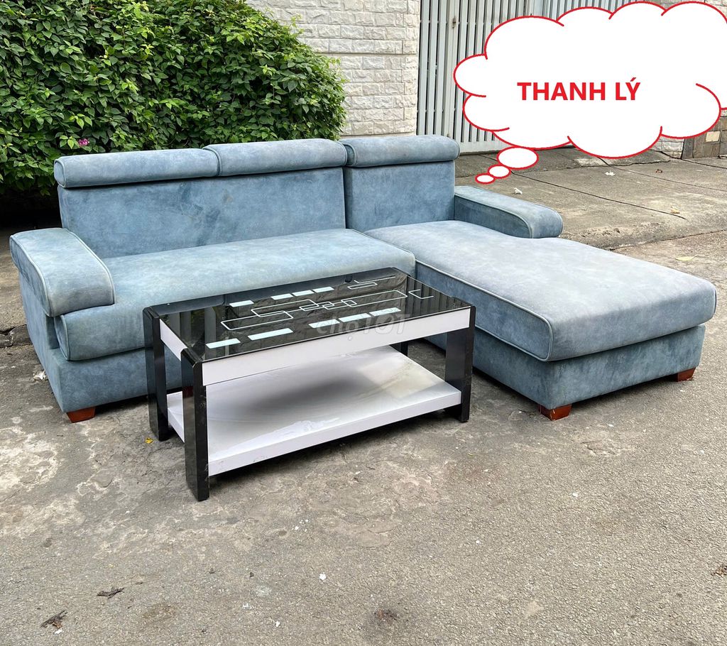 Bộ ghế sofa chữ L bọc vải nhung màu xanh chân gỗ