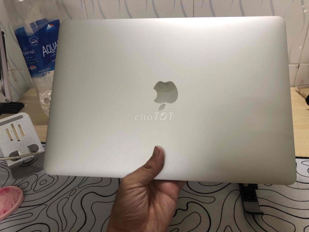Apple MacBook Pro 2019 Bạc 13.3 inch. Mua bán Laptop tại Quận 3 Tp Hồ Chí Minh được đăng bởi Trung Hiếu hình 1