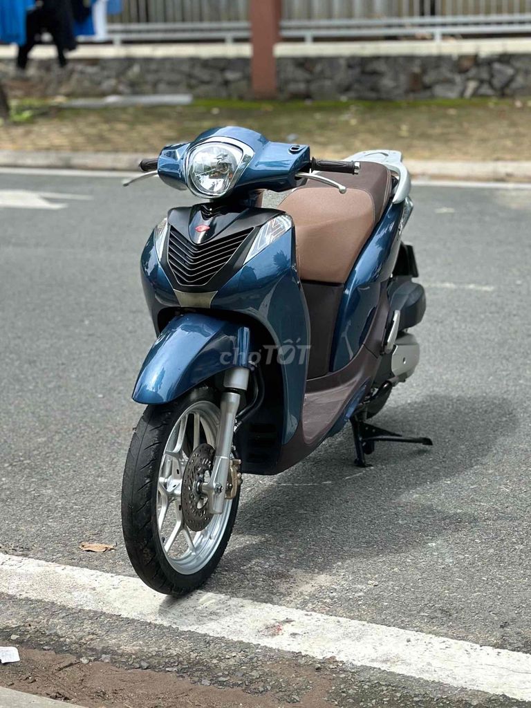 Honda SH Mode 2019 Smartkey. Mua bán Xe máy tại Thị xã Tân Uyên Bình Dương được đăng bởi Nguyễn Thị Thanh Thuỷ hình 4