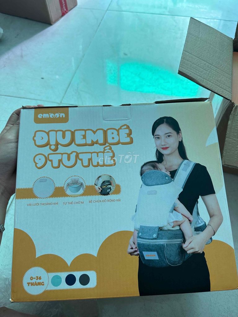 Địu em bé Emoon Xám Vải lưới thoáng khí. Mua bán Mẹ và bé tại Huyện Hóc Môn Tp Hồ Chí Minh được đăng bởi lê ngọc hình 1