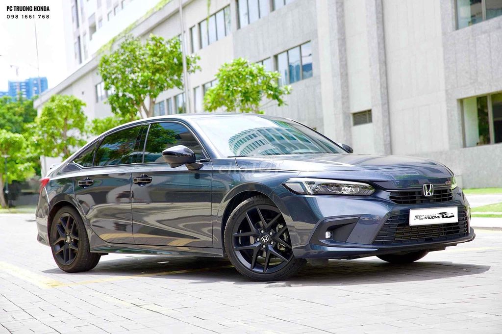 CIVIC RS SENSING 2024 SIÊU LƯỚT, ODO: MỚI 15.000KM. Mua bán Ô tô tại Quận 10 Tp Hồ Chí Minh được đăng bởi PC Trương hình 3