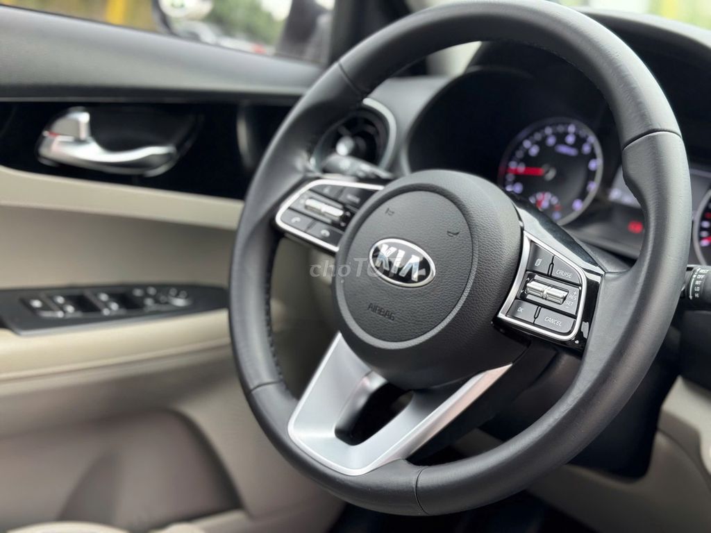 Kia Cerato 2020 1.6 AT Luxury  - 47000 km. Mua bán Ô tô tại Thành phố Long Xuyên An Giang được đăng bởi Dương Thế Anh hình 6