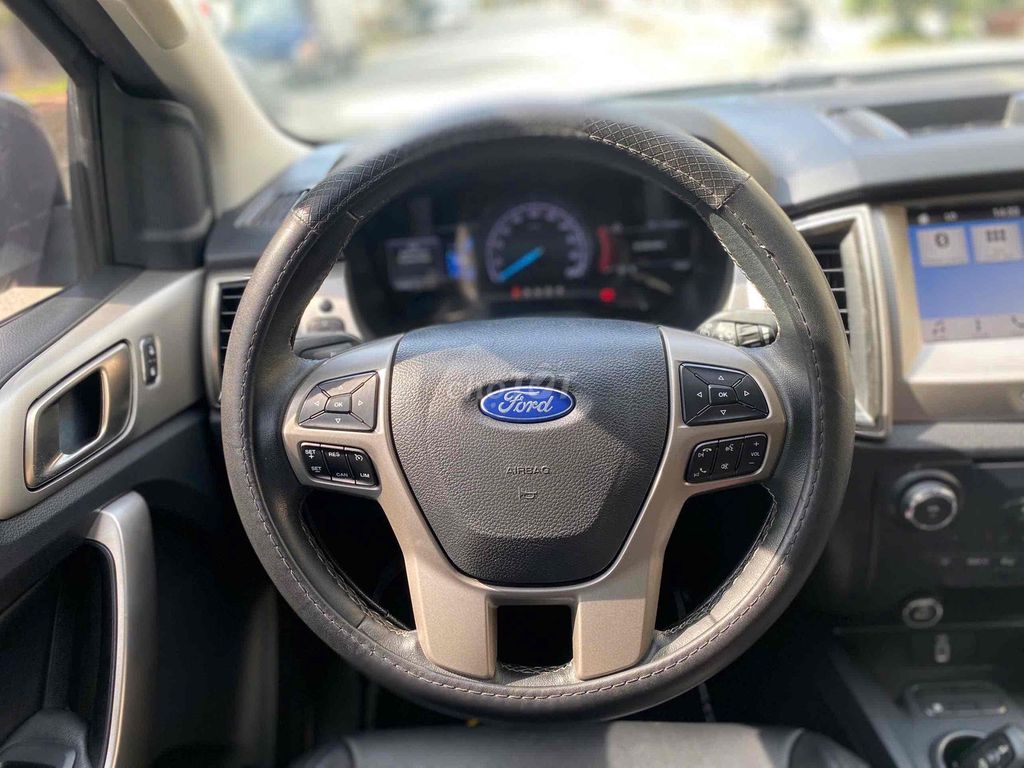 Ford Everest 2019 Trend 2.0L  AT 4x2 - 72000 km. Mua bán Ô tô tại Quận Bình Tân Tp Hồ Chí Minh được đăng bởi XE ĐẸP BÌNH TÂN hình 7