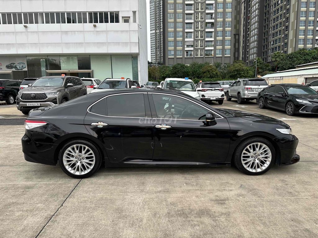 Toyota Camry 2021 2.5Q - HÃNG BH 1 năm giảm sâu. Mua bán Ô tô tại Quận Bình Thạnh Tp Hồ Chí Minh được đăng bởi phuongneo hình 17