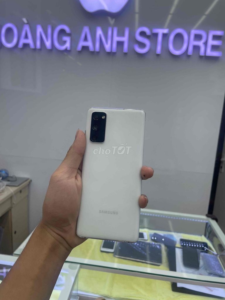 Samsung Galaxy S20 FE Trắng Đã sử dụng. Mua bán Điện thoại tại Quận Bình Tân Tp Hồ Chí Minh được đăng bởi Võ Trường Chinh hình 1