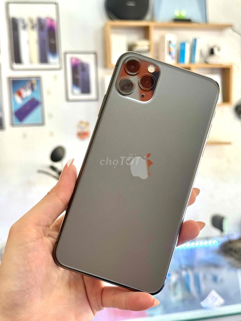 iphone 11promax 256Gb Gray quốc tế Mỹ pin 100 zin. Mua bán Điện thoại tại Quận 8 Tp Hồ Chí Minh được đăng bởi TRƯỜNG MOBILE  hình 2