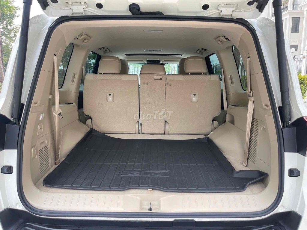 Toyota Land Cruiser LC300 2023 3.5 V6 - 21000 km. Mua bán Ô tô tại Quận 1 Tp Hồ Chí Minh được đăng bởi Nguyên hình 11