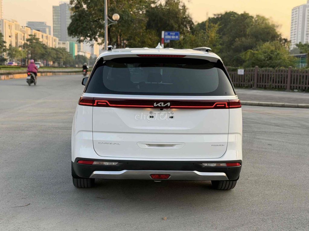 Kia Carnival Premium 2.2D 8S sx  2024. Mua bán Ô tô tại Quận Cầu Giấy Hà Nội được đăng bởi Auto 6666 hình 8
