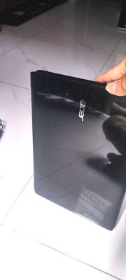 Thanh lý con lap acer core i3 đời 4 ngoại hình đẹp. Mua bán Laptop tại Quận 3 Tp Hồ Chí Minh được đăng bởi Đồ thanh lý