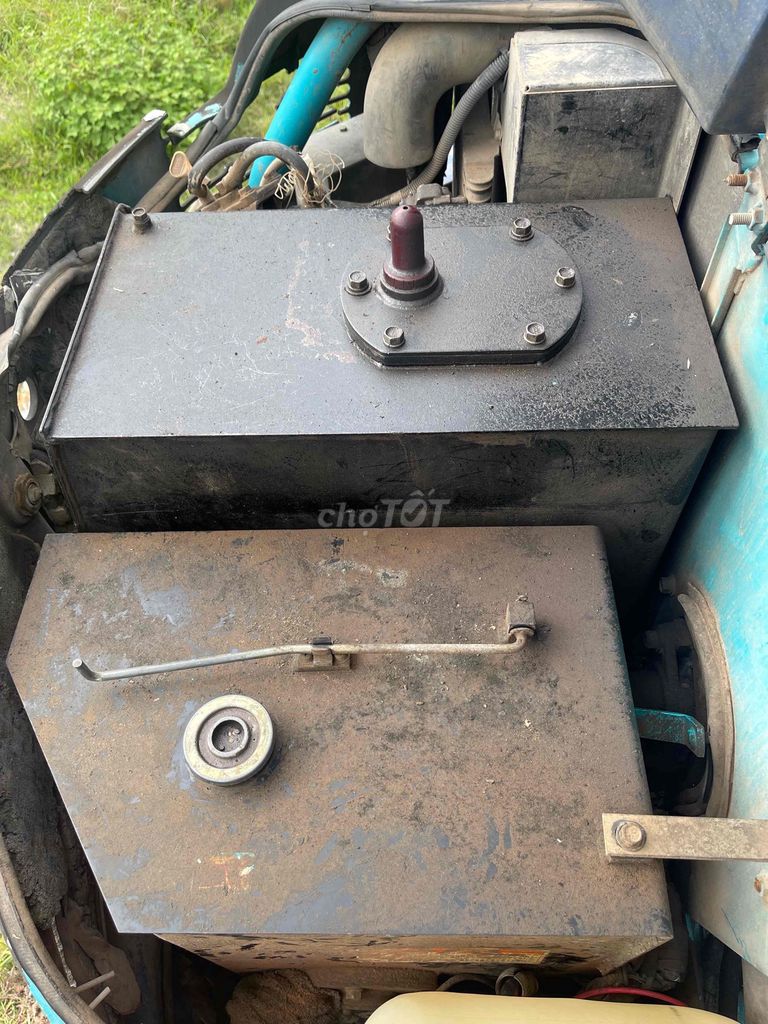 cần bán gấp xe cuốc 0,25 đang sd bình thường. Mua bán Phương tiện khác tại Huyện Long Thành Đồng Nai được đăng bởi hưng hình 4