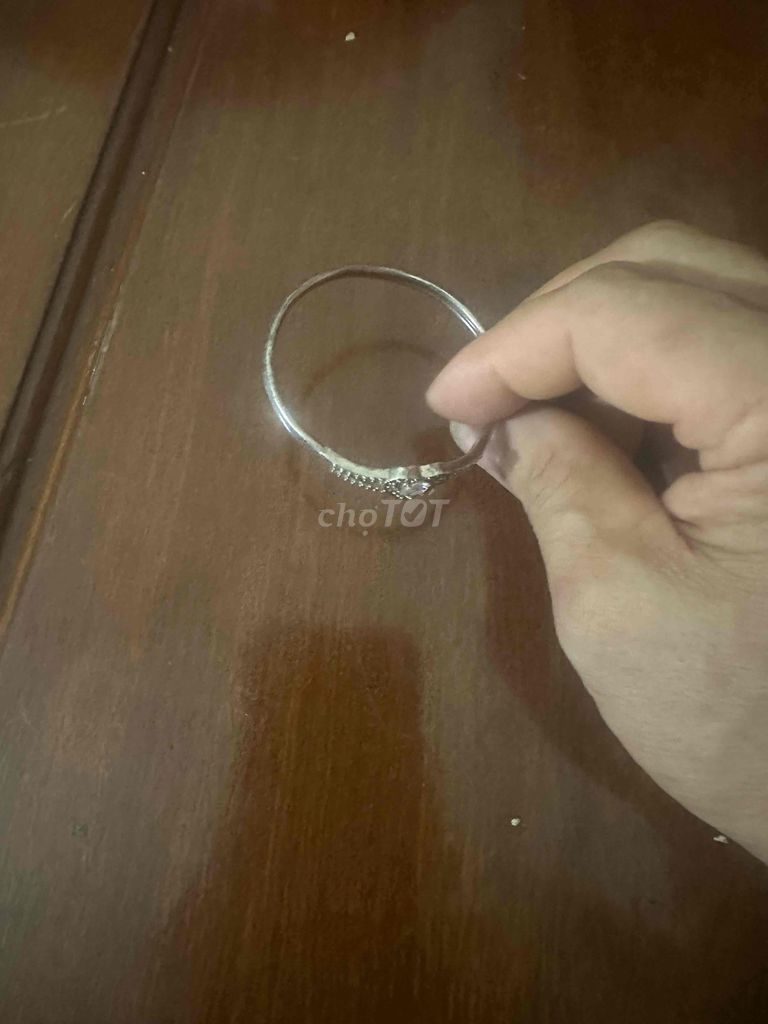 Vòng tay nữ Bạc màu Bạc. Mua bán Phụ kiện thời trang khác tại Huyện Thuỷ Nguyên Hải Phòng được đăng bởi mrhiệp  hình 1