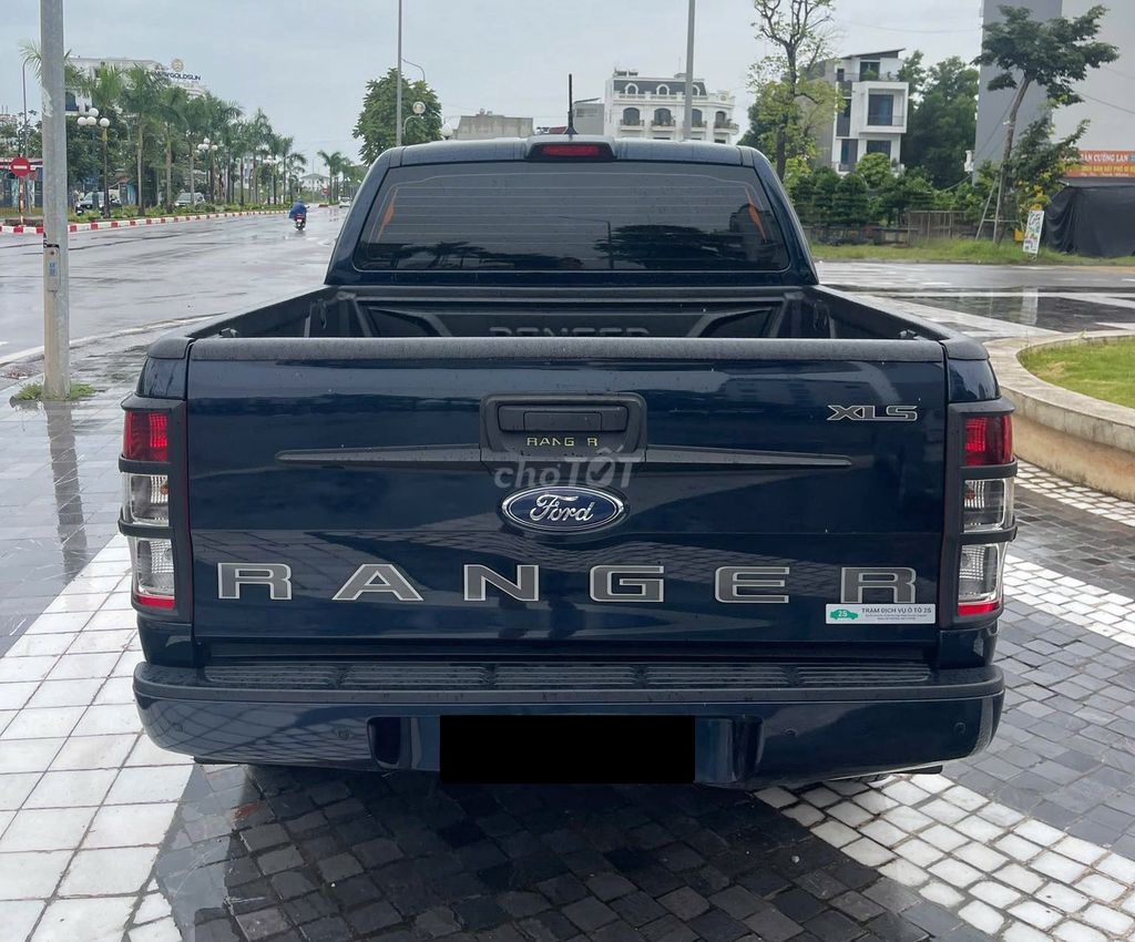 Ranger XLS 2020 máy dầu số sàn 4x2 màu đen. Mua bán Ô tô tại Quận 12 Tp Hồ Chí Minh được đăng bởi Xuân Trường hình 6