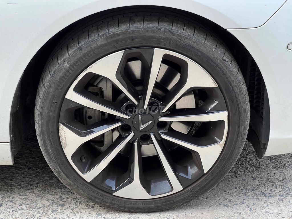 VinFast Lux A2.0 Premium 2022 21000km 1 chủ 90%. Mua bán Ô tô tại Thành phố Thủ Đức Tp Hồ Chí Minh được đăng bởi Mr Điệp  hình 8